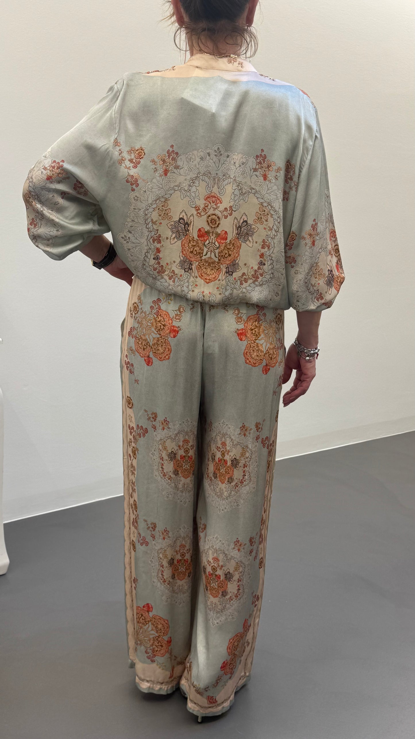 COMPLETO ORIENTALE