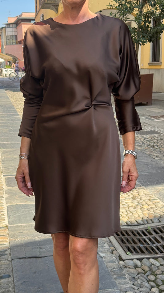 ABITO VICTORIA