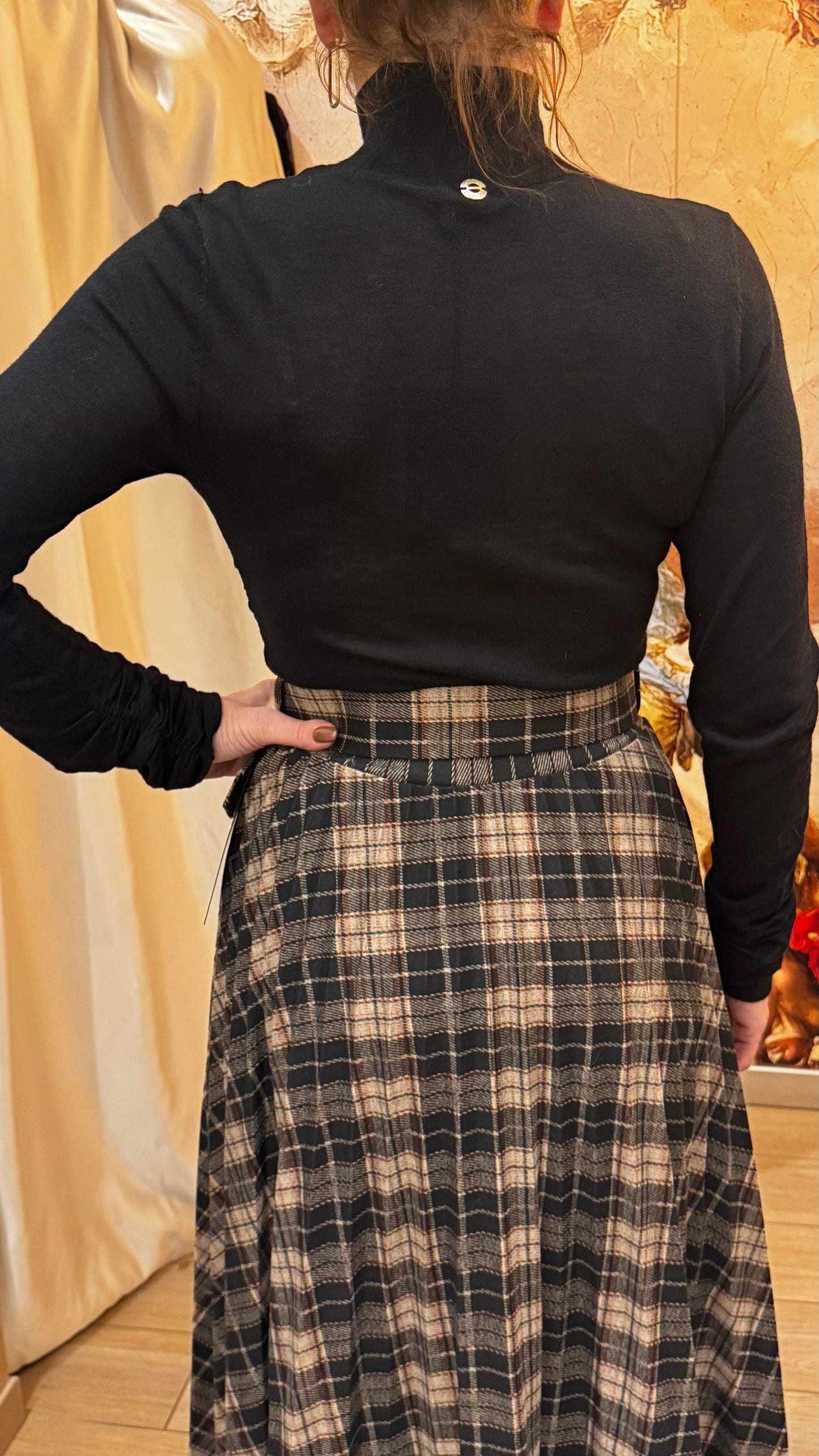 MAGLIA GROFFATA  in LANA